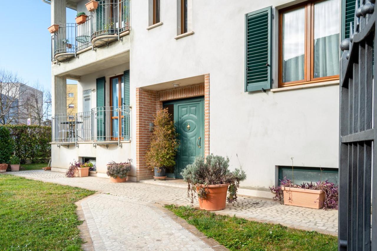 Casa Del Giardino Bright Apartment Bastia Umbra Ngoại thất bức ảnh