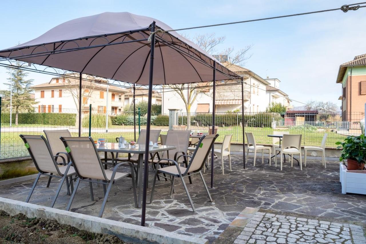 Casa Del Giardino Bright Apartment Bastia Umbra Ngoại thất bức ảnh
